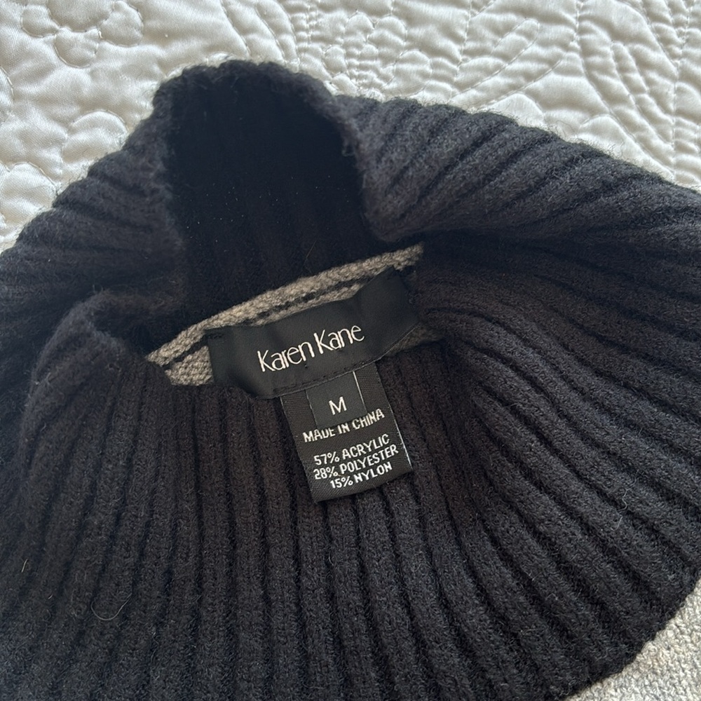 Karen Kane Turtleneck - Picture 5 of 6